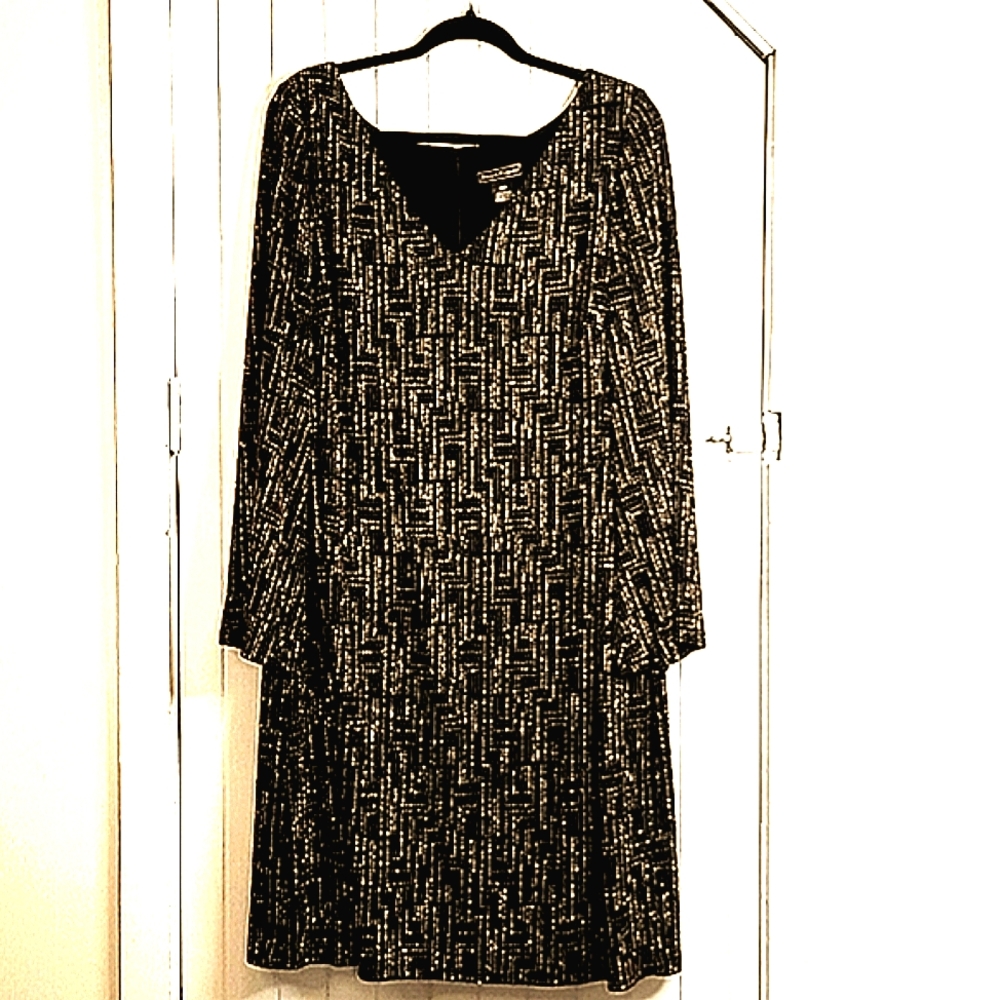 JESSICA HOWARD Glitter, Bell Sleeve, Evening Gown